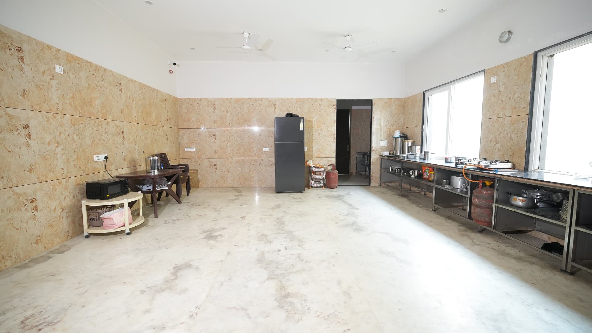 Kitchen — Meal Preparation Area